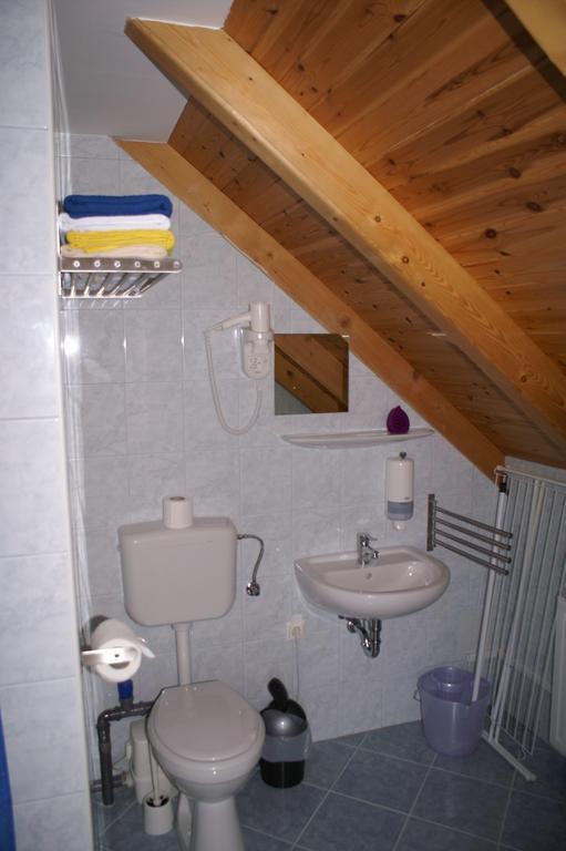 ホテル Oeregtoelgy Panzio Csongrád 部屋 写真